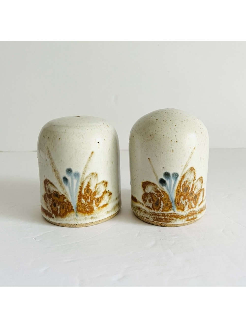 Vintage Studio Pottery Stoneware Salt & Pepper Shakers Ceramic Set